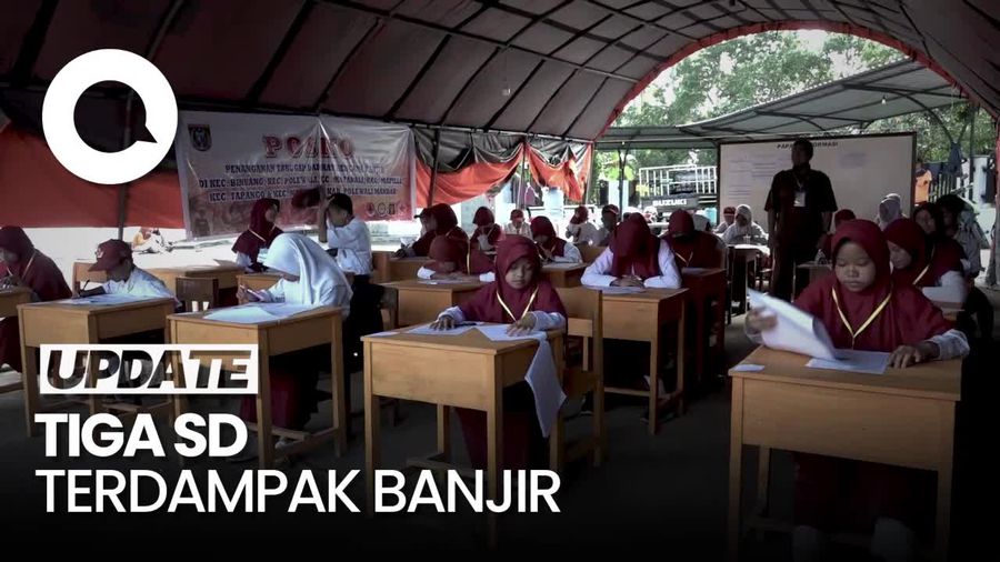 Sekolah Terendam Banjir, Siswa di Polman Ujian di Masjid-Tenda Darurat