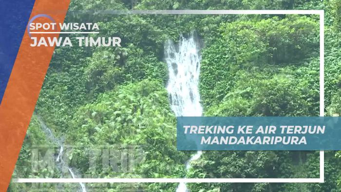 Melewati Bebatuan Besar Menuju Air Terjun Mandakaripura Probolinggo