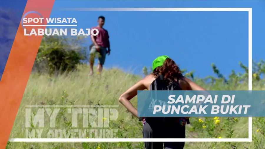 Indahnya Panorama Pulau-pulau Kecil Dari Puncak Bukit, Labuan Bajo