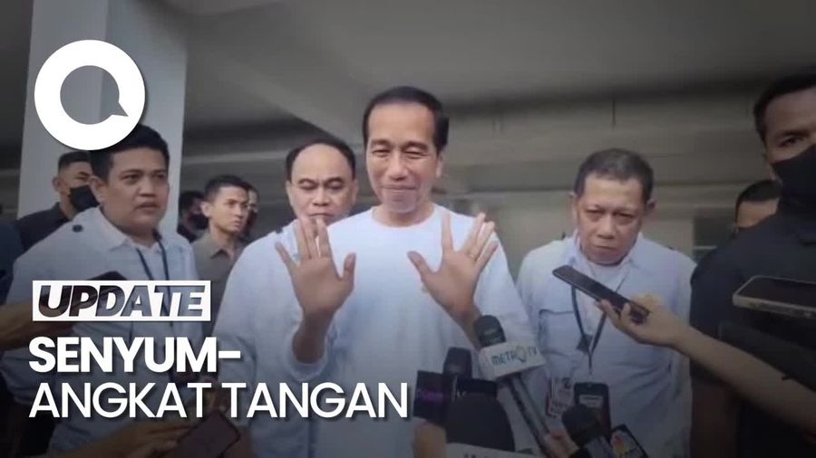 Gaya Jokowi Respons Kritikan Anies soal Subsidi Mobil Listrik