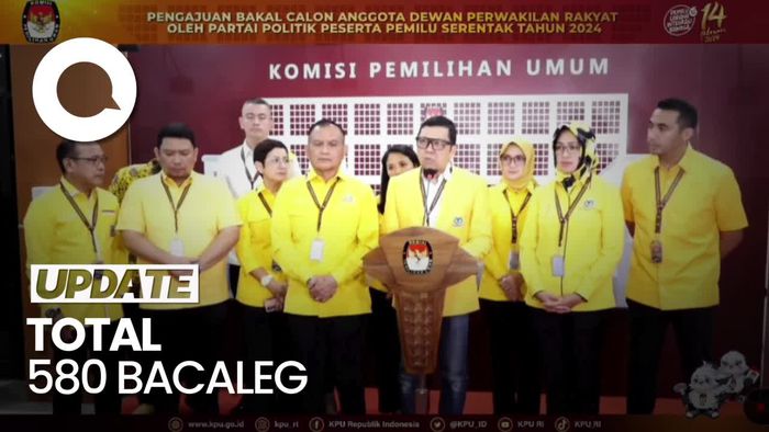 Momen Golkar Malam-malam Daftarkan Bacaleg DPR ke KPU