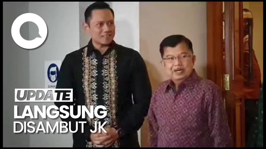 Malam-malam AHY Sambangi Rumah JK, Bahas Apa?