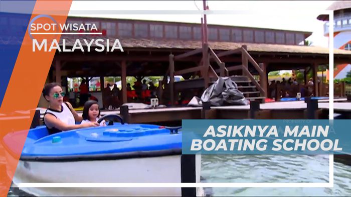 Senangnya Menjelajahi Taman Bermain Dengan Naik Wahana Boating Scool, Malaysia