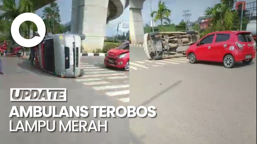 Viral Ambulans Berisi Jenazah Terguling-Terbalik Usai Diseruduk Ayla