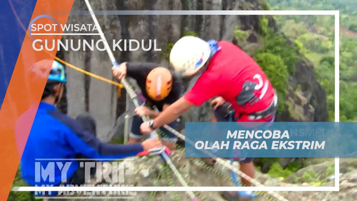 Uji Nyali Mencoba Melintasi Tebing Dengan Seutas Tali, Yogyakarta
