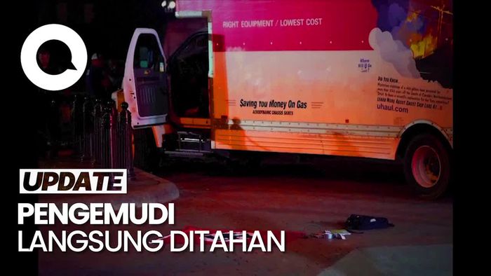 Detik-detik Truk Boks Coba Terobos Barier Pengamanan Gedung Putih
