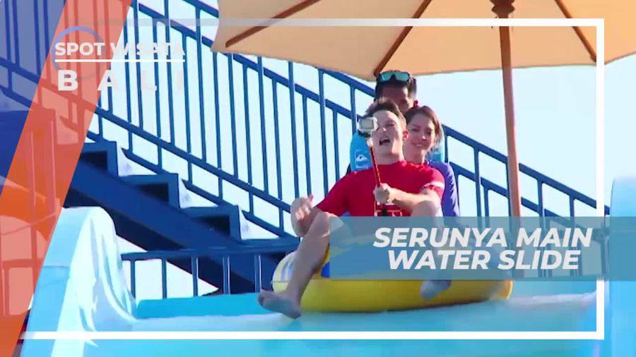 Meluncur Seru Dengan Permainan Water Slide, Nusa Dua Bali
