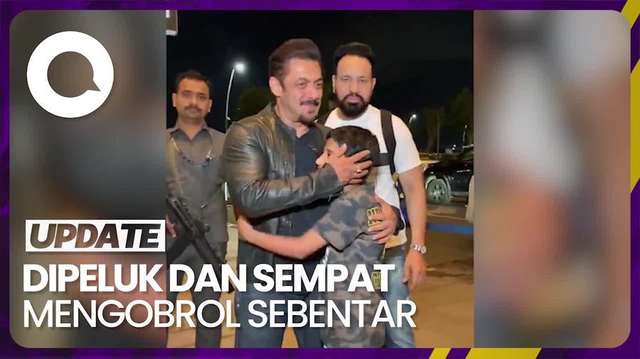 Potret Salman Khan Sapa Penggemar Kecilnya di Bandara Mumbai