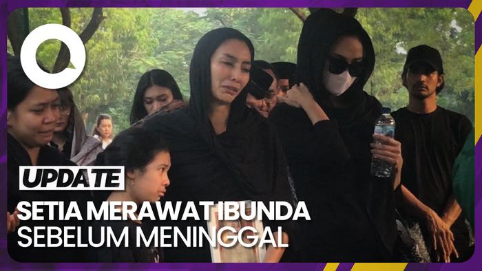 Duka Tyas Mirasih Kehilangan Ibunda Tercinta