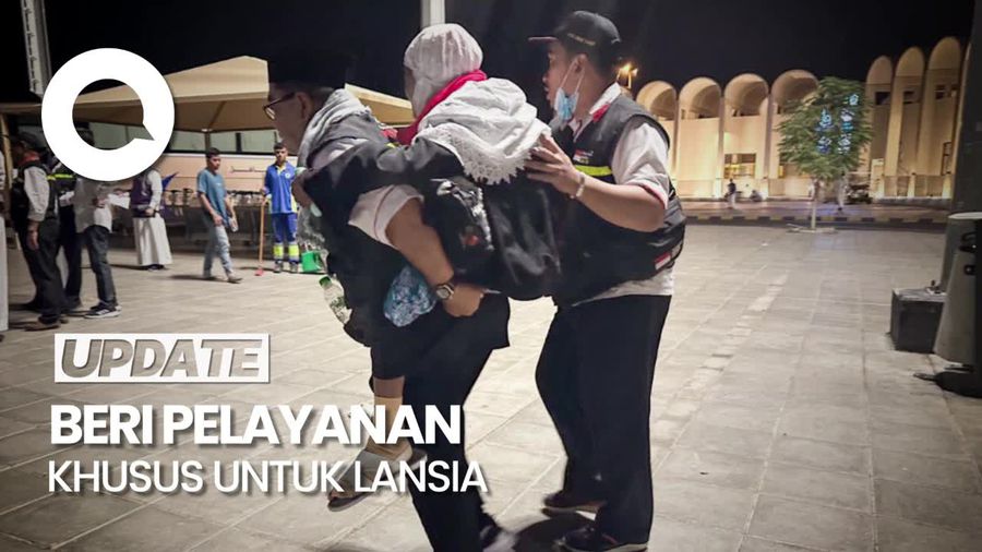 Melihat Pengabdian Para Pelayan Tamu Allah