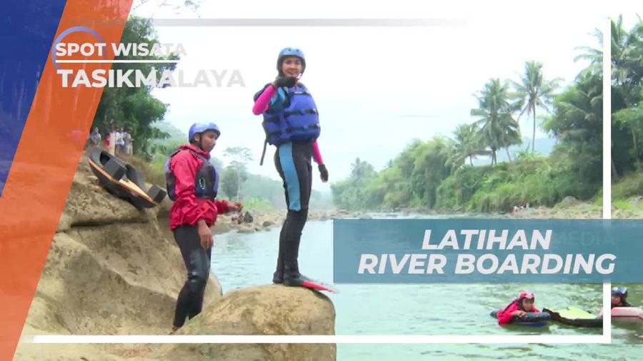 Berlatih River Boarding di Arus Sungai yang Tenang, Tasikmalaya