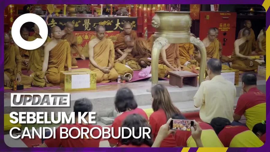 Momen 32 Biksu Thailand Ritual di Klenteng Tay Kak Sie Semarang