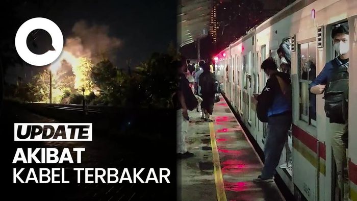 KRL Arah Parung Panjang Gangguan, Penumpang Tertahan di Stasiun