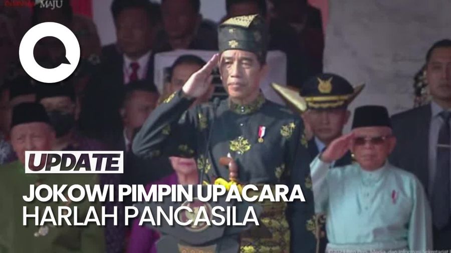 Gaya Jokowi Kenakan Pakaian Kesultanan Deli di Upacara Harlah Pancasila