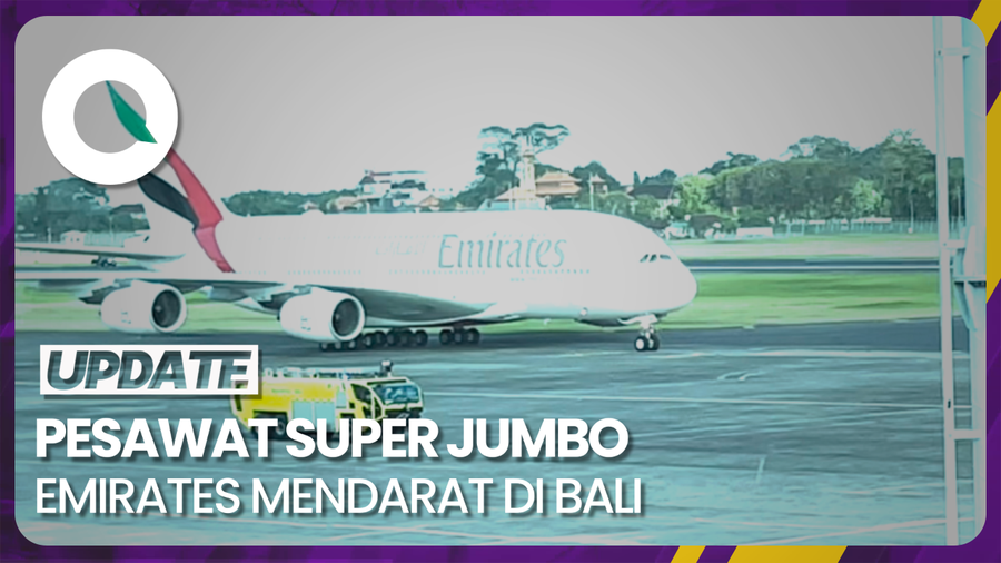 Kedatangan Perdana Pesawat Super Jumbo A380 Emirates di Bali