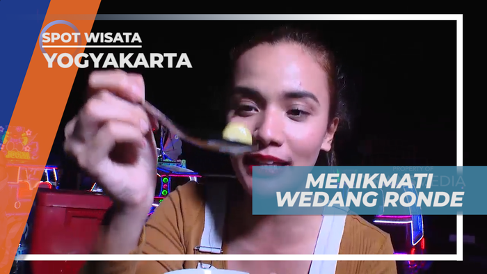 Menikmati Segelas Minuman Hangat Wedang Ronde Khas Kota Gudeg, Yogyakarta