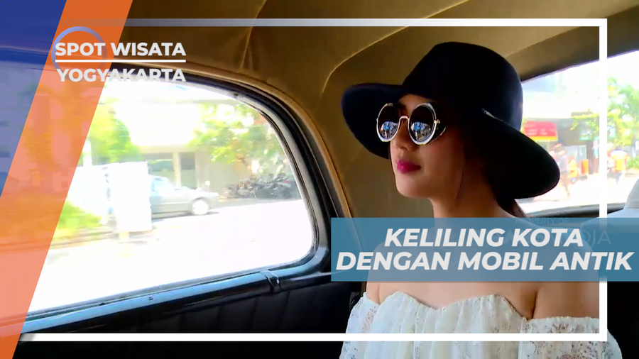 Serunya Berkeliling Kota Gudeg Dengan Naik Mobil Antik, Yogyakarta
