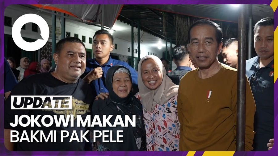 Momen Jokowi Makan Bakmi Pak Pele Jogja Ditemani Kaesang dan Erina