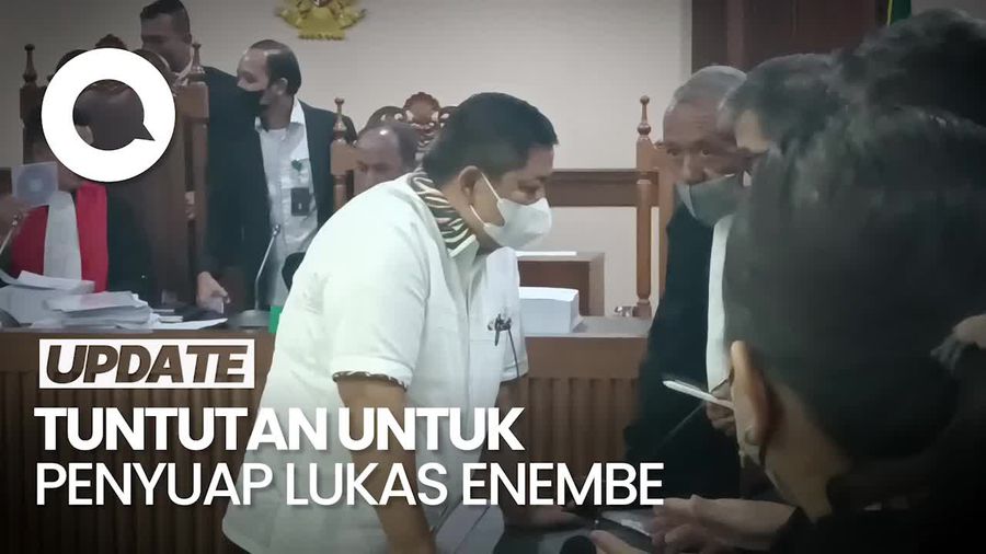 Rijatono Lakka Penyuap Lukas Enembe Dituntut 5 Tahun Bui