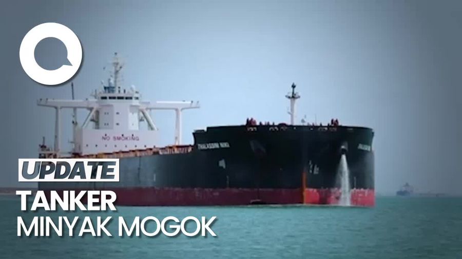 Tanker Minyak Mogok di Terusan Suez, Ganggu Lalu Lintas