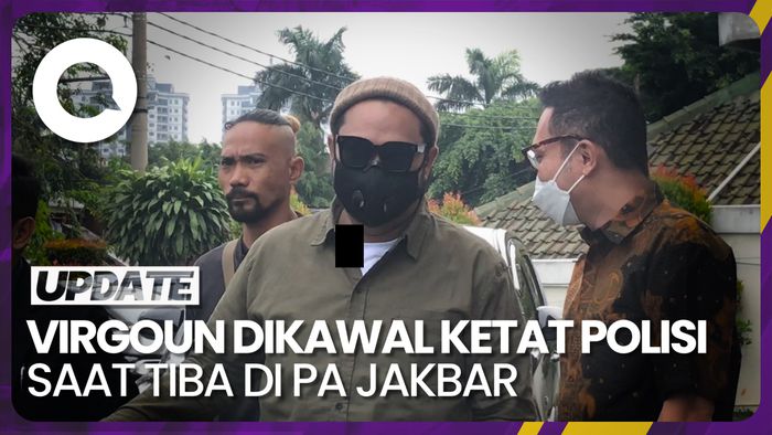 Perdana! Virgoun Hadiri Sidang Cerai di PA Jakbar