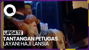 Petugas Terminal Ajyad Kesulitan Berkomunikasi dengan Haji Lansia