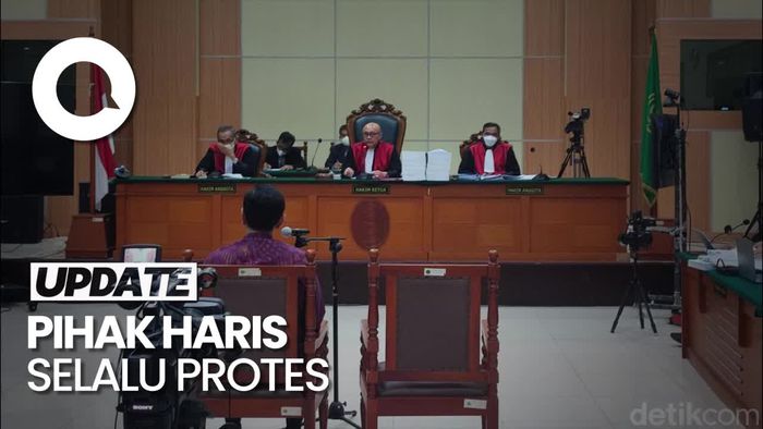 Protes Pihak Haris Azhar Usai Luhut Bawa Buku Catatan