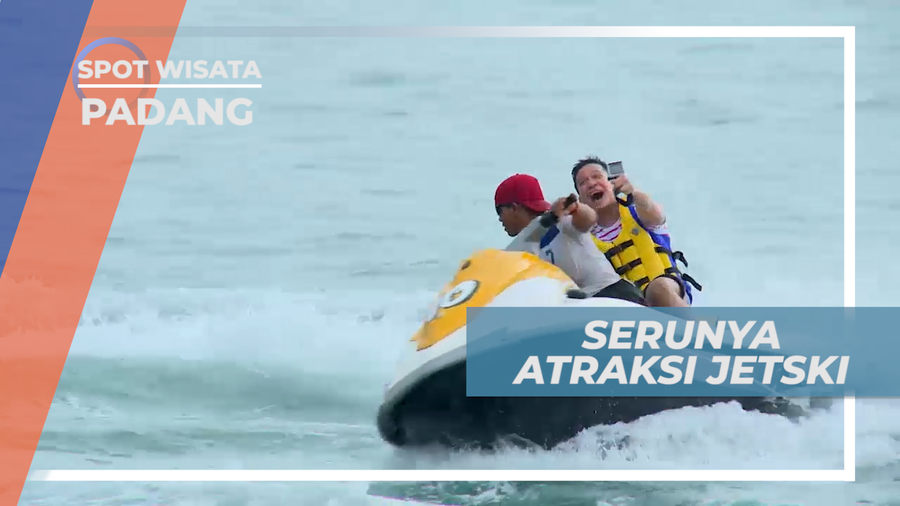 Sensasi Seru Kebut-kebutan Naik Jetski dio Pantai Carocok, Padang