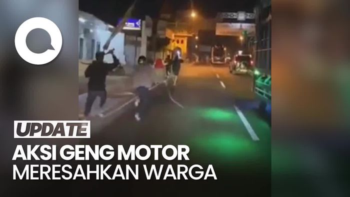 Bikin Resah! Geng Motor Kejar Warga Pakai Celurit di Losari