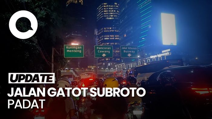 Jelang Akhir Pekan, Jalan Gatsu Arah Cawang Macet