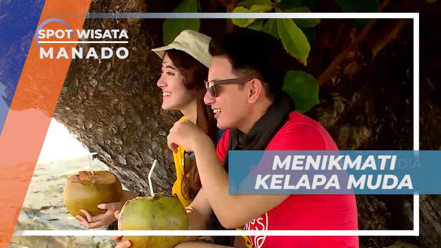 Menikmati Segarnya Es Kelapa Muda Penghilang Dahaga, Manado