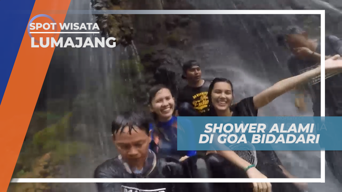 Merasakan Kesegaran Shower Alami di Goa Bidadari, Lumajang