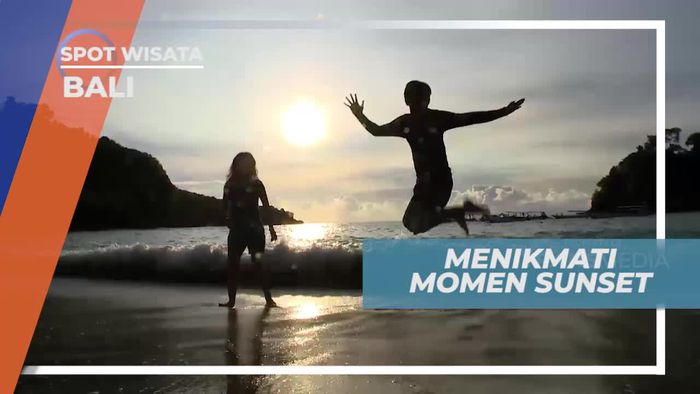 Menikmati Keindahan Panorama Matahari Tenggelam di Crystal Bay Bali