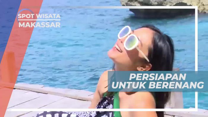 Persiapan Berenang di Pantai Appalarang Makassar