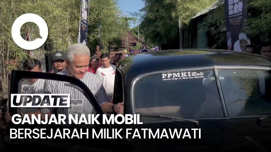 Momen Ganjar Naik Plymouth De Luxe Milik Fatmawati Soekarno
