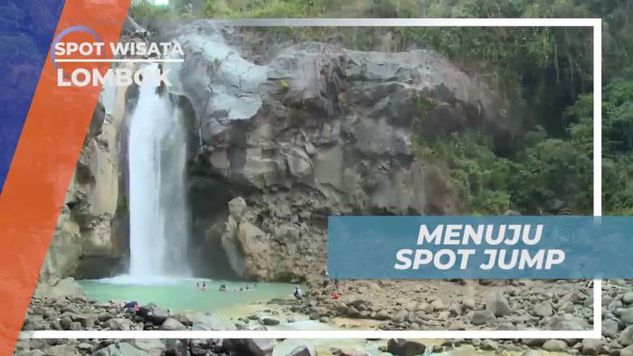 Menuju Spot Lompat di Air Terjun Mangku Sakti Lombok