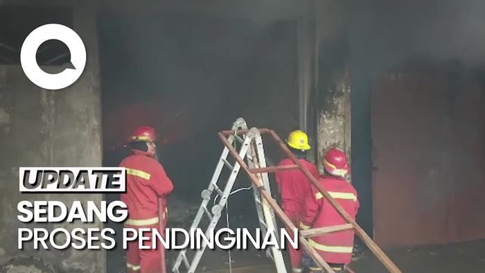 Setelah 34 Jam, Kebakaran Gudang Sepatu di Gorontalo Akhirnya Padam