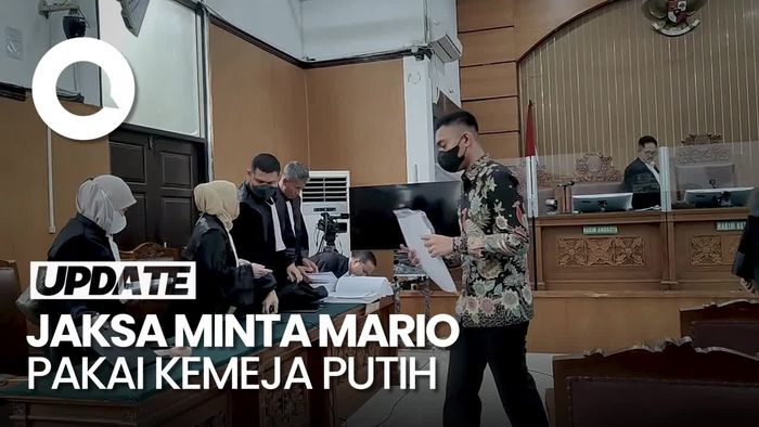 Saat Jaksa Tegur Mario Dandy Pakai Batik di Persidangan