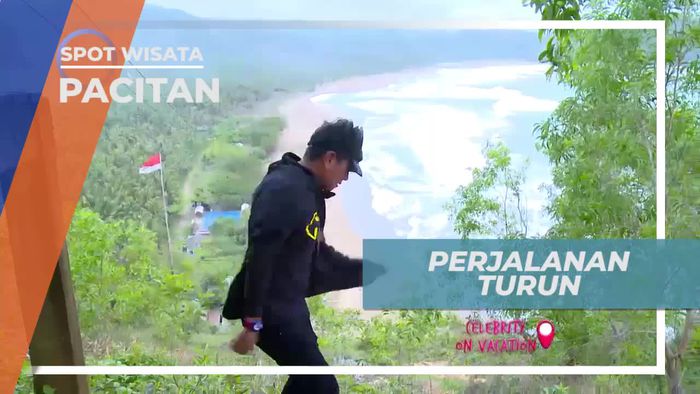 Menuruni Bukit Menuju Pantai Taman Pacitan