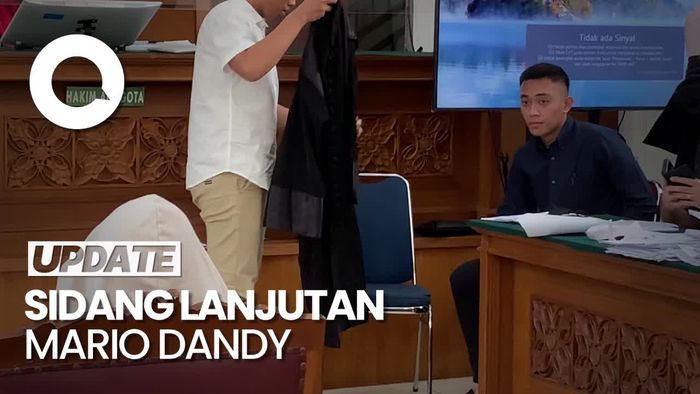 Curi-curi Pandang Mario Dandy ke AG Sebelum Persidangan