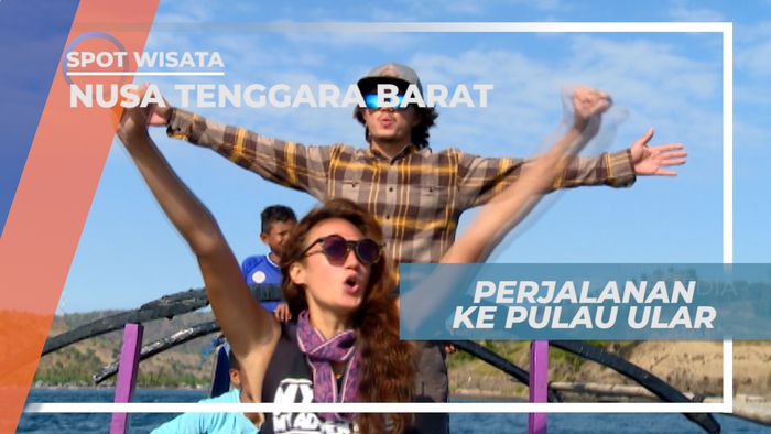 Membelah Lautan Naik Perahu Nelayan Menuju Pulau Ular, Nusa Tenggara Barat