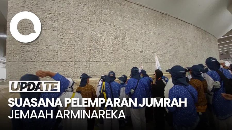 Jemaah Arminareka Lakukan Prosesi Pelemparan Jumrah di Mina
