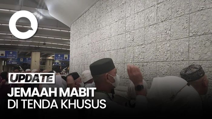 Bergerak ke Mina, Jemaah Haji Maktour Lempar Jumrah Aqobah