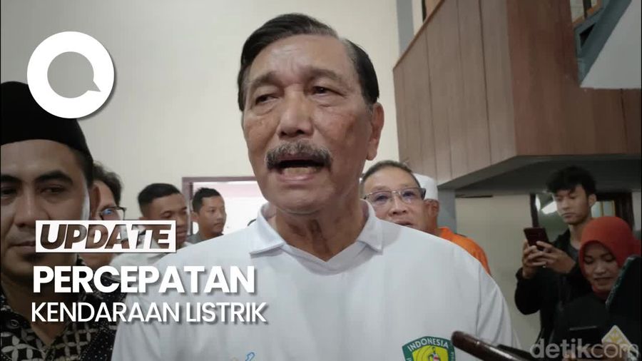 Luhut Soroti Kualitas Udara di DKI, Dorong Populasi Kendaran Listrik