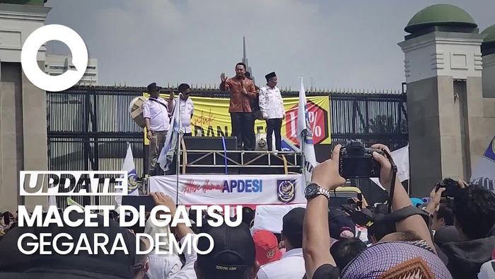 Demo Perangkat Desa di DPR, Lalin di Jalan Gatot Subroto Macet