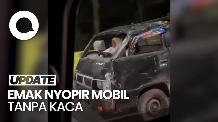 Heboh Aksi Emak-emak di Maros Nyetir Mobil Tanpa Kaca