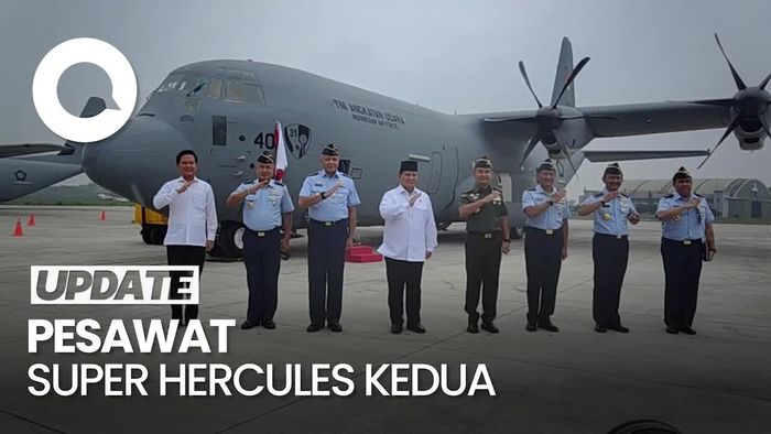 Menhan Prabowo Serahkan Pesawat Super Hercules C-130J ke TNI AU
