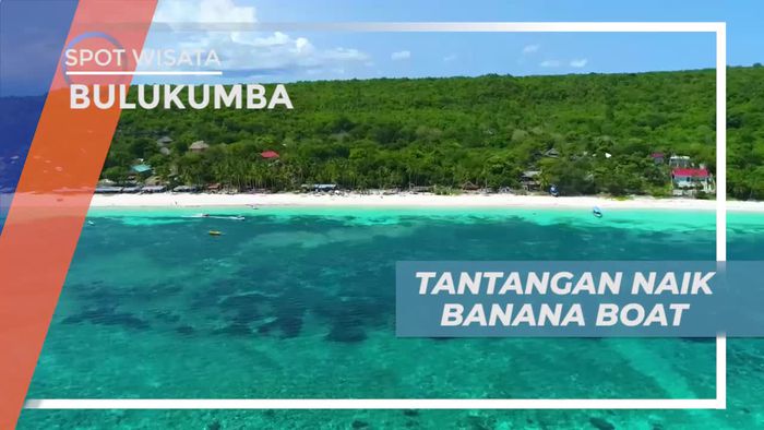 Tantangan Seru Naik Banana Boat di Bara Beach Bulukumba