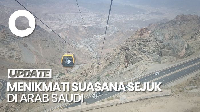 Berpelesir ke Taif: Melihat Kota dari Kereta Gantung-Mengunjungi Pabrik Mawar