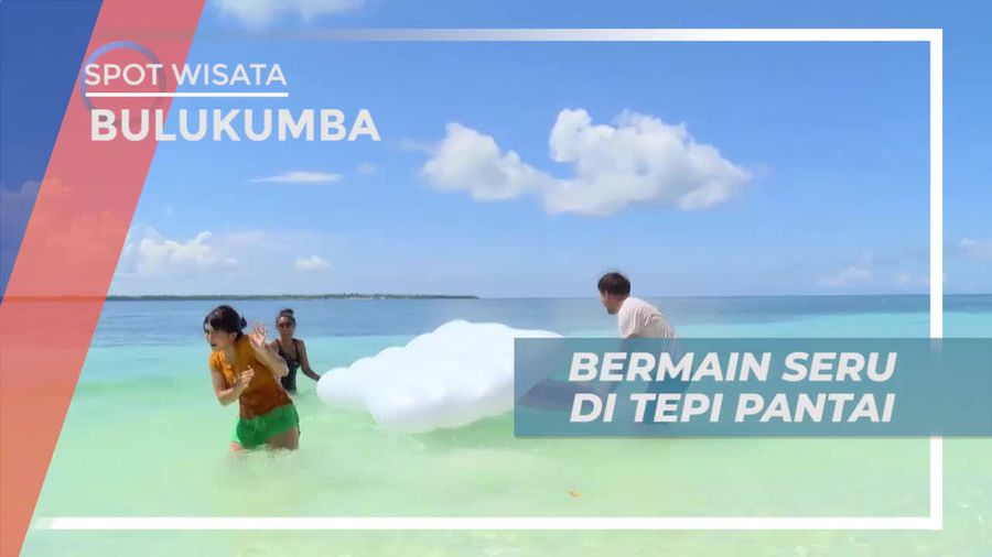 Keseruan Bermain Air di Tepi Pantai, Bulukumba